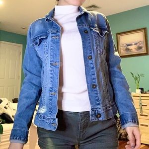 UNIQLO Mid Wash Denim Jacket Small